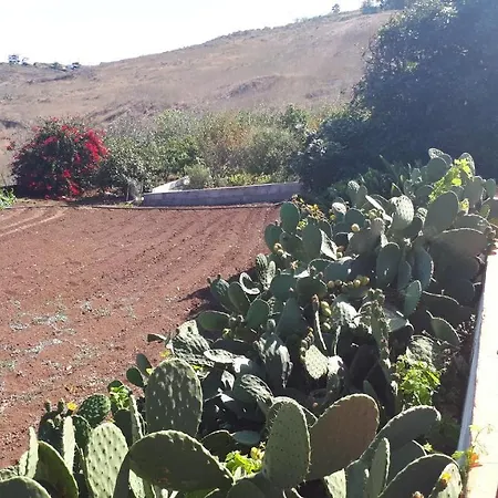 Casa Cueva Aday *