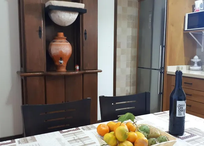 Casa Cueva Aday بيت للعطل