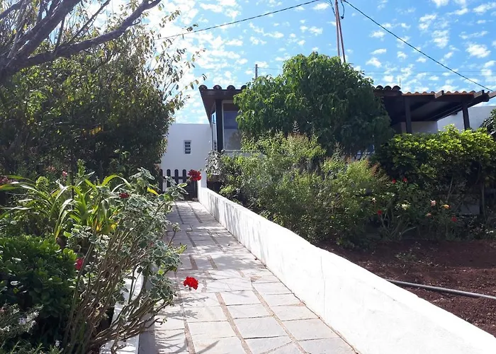 Casa Cueva Aday بيت للعطل